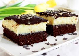 Pentru început, preîncălzește cuptorul la treaptă mare. Prajitura Cu Blat De Cacao Crema De Cocos Si Glazura De Ciocolata Agendautila