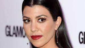 Kourtney kardashian chowed down on a. Fbdxrvqryaf5dm