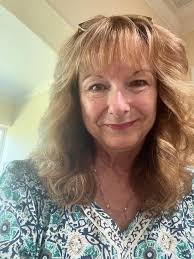 I turned 61 yesterday. It is hard to believe, I thought I would have more  energy. 🤣 You might remember the date, I was born the morning after JFK  was assassinated.