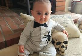 Diy Baby Pubert Addams Halloween Costume Diy Inspired