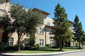 Facilities provide include physiotherapy, wellness, neurological and orthopedic care, and specialized respiratory programs. The Plaza Health Services At Edgemere In Dallas Tx Reviews Complaints Pricing Photos Senioradvice Com