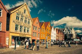 Build your family tree online ; City Walking Tour Bergen On Foot 2021