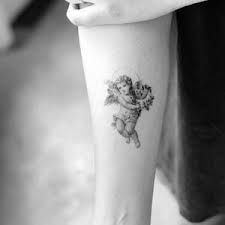 تصاميم وشوم وشم Tattoos على صور ملائكة فن ماكياج بنات صورة 28 Angel Tattoo For Women Angel Tattoo Baby Tattoos
