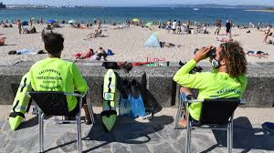La línea especial a las playas de Santa Cristina y Bastiagueiro tendrá 56  conexiones semanales a partir del lunes - La Opinión de A Coruña