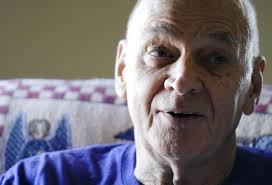 Bob Hack's Instagram, Twitter & Facebook