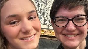 Fundraiser by Lisette Woskobojnik : Help us get through it!