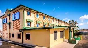 Formule 1 liverpool city centre fırsatlarına bakın. Ibis Budget Casula Liverpool Formerly Formule 1 437 Hume Hwy Corner Grove St Casula Liverpool