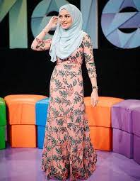 Artis pendatang baru malaysia bernama alya iman tengah jadi perbincangan di negerinya. Gosip Artis Malaysia Terkini Dan Gambar Artis Malaysia Terbaru Sensasi Part 4 Pakistani Dress Design Fashion Outfits Muslim Dress
