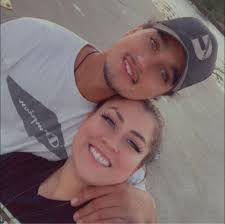 Aleida V. Lopez (@aleida.velasquez.37051) • Facebook