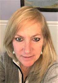 Donna Dussault's Instagram, Twitter & Facebook