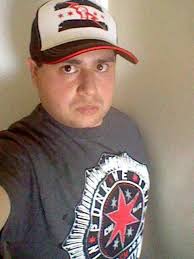 Fortnite player looking for friends to play with