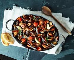 Rezept Miesmuscheln In Tomaten Weisswein Sud Miesmuscheln Rezepte Rezept Miesmuscheln