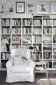 The Classic Billy Library By Ikea My Ideal Home Decorando Paredes Altas Billy Ikea Biblioteca Y Escritorio