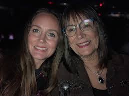 Heather Halladay's Instagram, Twitter & Facebook