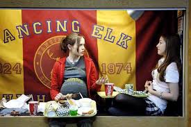 Elliot page (halifax, 21 de febrero de 1987), previamente conocido como la actriz ellen page, es un actor, productor y activista canadiense. Juno Star Actor Elliot Page Says He S Transgender Archyde