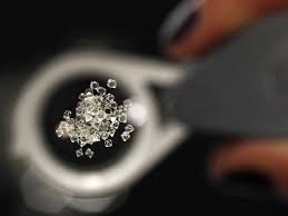 Ask this question before committing yourself to purchase. How To Tell If A Diamond Is Fake Or Real