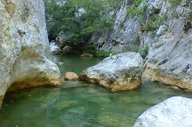 Comparez les hébergements, trouver les thermes, et les animations ! Gorges De Galamus Beautiful Rock Gorges Francecomfort Holiday Parks