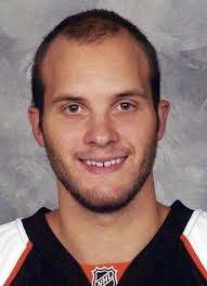 Player photos for the 2004-05 Halifax Mooseheads at hockeydb.com