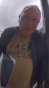 Eu só qria ter a paciencia do vendedor desse PS5🙏🏻