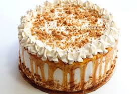 Apprenez à réaliser les meilleurs gâteaux d'anniversaire à base de chocolat avec nos recettes faciles et pas chères. Layer Cake Crumble Poires Caramel Gateau Et Cuisine Rachida