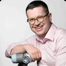 After more than three exciting years at Universal Robots, it's time to  close an incredible chapter