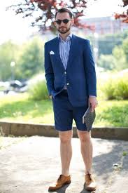 Anzug Mit Kurzer Hose
