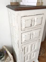 I didn't go for full coverage because i wanted some of the wood tones to peak through. Farmhouse Style Side Table The Power Of Paint My Sweet Things