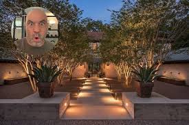 Joe rogan's wife is the ultimate catch — meet jessica rogan! Inside Joe Rogan S 14 4 Million Texas Mansion Work Money