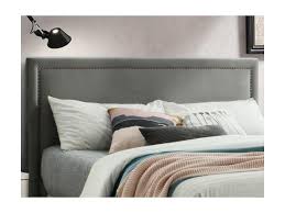A vous de voir le modèle qui vous fera craquer ! Tete De Lit Cloutee Alvise Effet Velours 160 Cm Gris