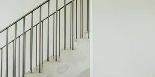 Das schleifen und polieren von terrazzo führen wir mit hilfe von speziellen maschinen und materialien durch. Steintreppe Renovieren Treppen Sani Alle Fakten Nachlesen Info