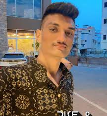 Axit Patel (@axit_patel_806) • Threads, Say more