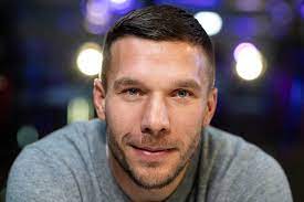 € * 04.06.1985 in gliwice, polen Lukas Podolski Supertalent Juror Hat Sich Mit Corona Infiziert