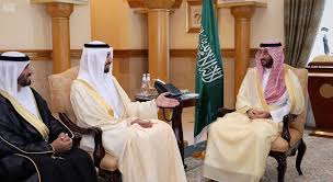 الأمير خالد الفيصل والأمير عبدالله بن بندر يلتقيان سفير دولة الإمارات العربية المتحدة لدى المملكة صحيفة وطني الحبيب الإلكترونية Nun Dress Fashion Nuns