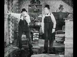 Stan și bran în filmul utopia (sau atoll k.) din 1951 aceasta este o listă completă de filme în care au apărut împreună stan și bran. Stan Si Bran Pianul Youtube