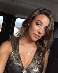 She is a pop singer who became romantically involved with the centre back in 2018. Ruben Dias Says He S So Football Obsessed Pop Star Girlfriend April Ivy Asks You Re Going To See Another Game