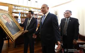 In 1986, he was elected deputy mayor, and then mayor of this city, and remained so for 22 years. Duterte Gifts Israeli Leaders With Oil Portraits Of Themselves The Times Of Israel