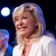 Michael Buzzell (@buzzellm)