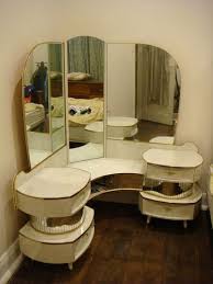 Amazing Retro Vintage Corner Mirrored Dressing Table 1960s Very Cool Australia Vanity Mirror Vintage Home Decor Deco Furniture Home Decor