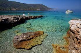 Maybe you would like to learn more about one of these? Proshli Enas Ydatinos Paradeisos Dipla Sthn A8hna Nea Selida