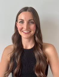 Peter Kmiecik's Instagram, Twitter & Facebook