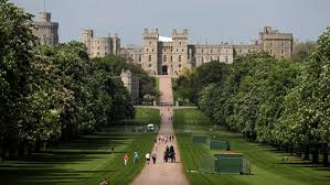 Capilla de san jorge en el castillo de windsor, a la izquierda, en 1848. Boda Real Inglesa Los Secretos Que Esconden Las Piedras Del Castillo De Windsor