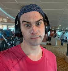 What's that one thing that bothers you when checking your body in the  mirror?