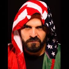 Julio Pedroza (@PistoleroJP)