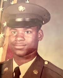 ᴛᴏɴᴇᴇ ʀᴀʏ