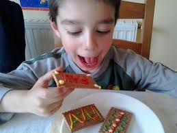 Ya estamos metidos totalmente en la navidad, así que esta semana bárbara amorós ha querido traernos dos sencillas recetas navideñas que puedes hacer con los más pequeños. Ninos En La Cocina Ninos Felices Rusketa Com