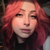 Amanda Asher's Instagram, Twitter & Facebook