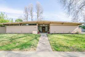 As the northernmost province in south africa, limpopo shares its borders with botswana on the west, mozambique on the east and zimbabwe in the north. Streng Homes For Sale Sacramento Mid Century Modern Homes By Carter Sparks Mid Century Modern House Ranch Style Homes Eichler Homes Floor Plans