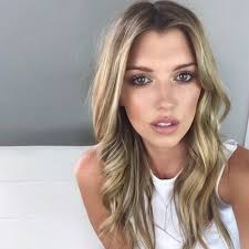 Caitlin Chapman's Instagram, Twitter & Facebook