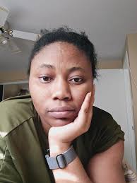 Eccentric, thought-provoking piece. Gifted scholar Zhao Jie from the  university of Beijing wrote as follows: " *I admire those parents who are  able to forge extremely strong and close bonds with their