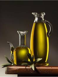 Fake Olive Oil In Usa Manipulate You It S Easy Because A Lot Of People In Fake Olive Oil News Lf Olive Oil Packaging Olive Oil Bottles Dark Food Photography